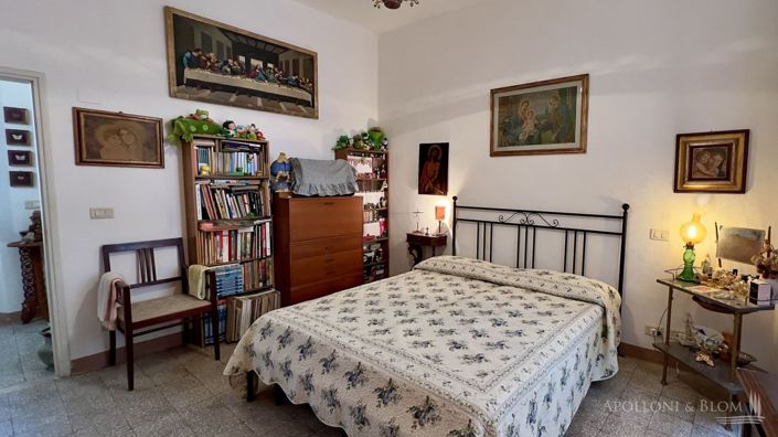 Image No.26-2 Bed Apartment for sale