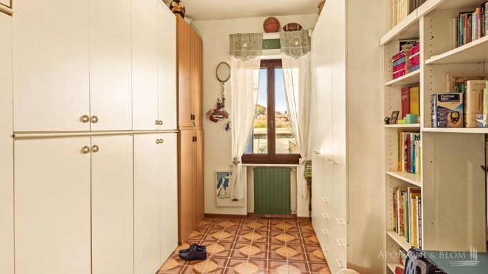 Image No.14-Maison de campagne de 6 chambres à vendre à Montepulciano