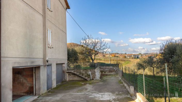 Image No.25-Maison de campagne de 6 chambres à vendre à Montepulciano