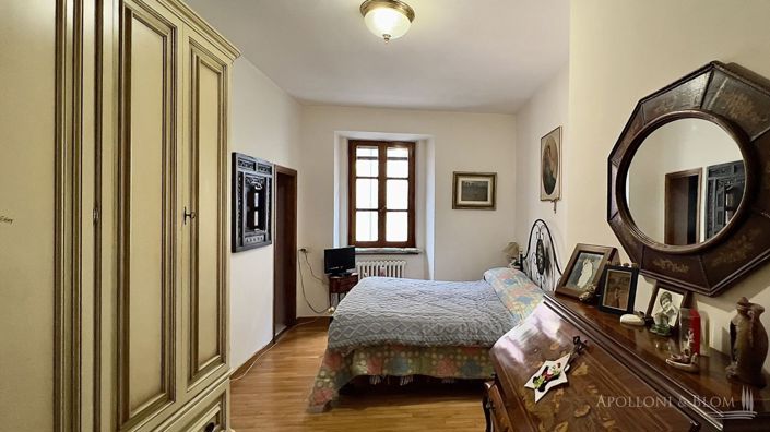 Image No.20-2 Bed Apartment for sale