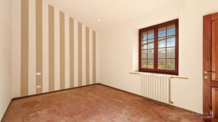 Image No.11-4 Bed Apartment for sale