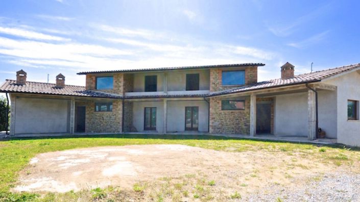 Image No.1-Maison de campagne de 8 chambres à vendre à Panicale