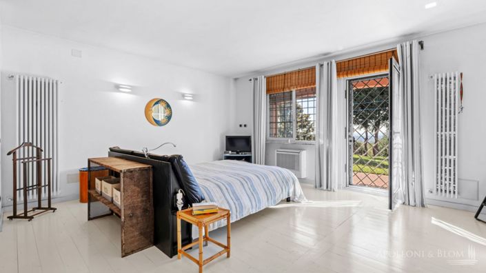 Image No.11-Appartement de 5 chambres à vendre à la Spezia