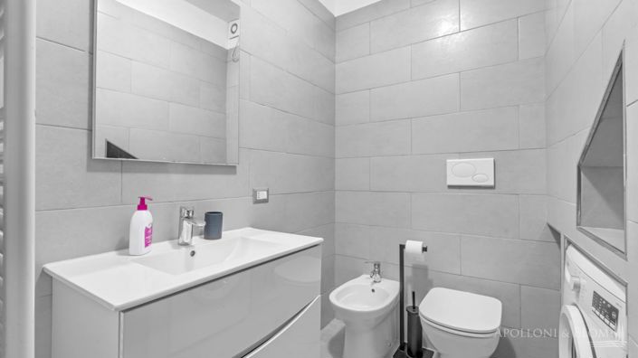 Image No.13-6 Bed Country House for sale