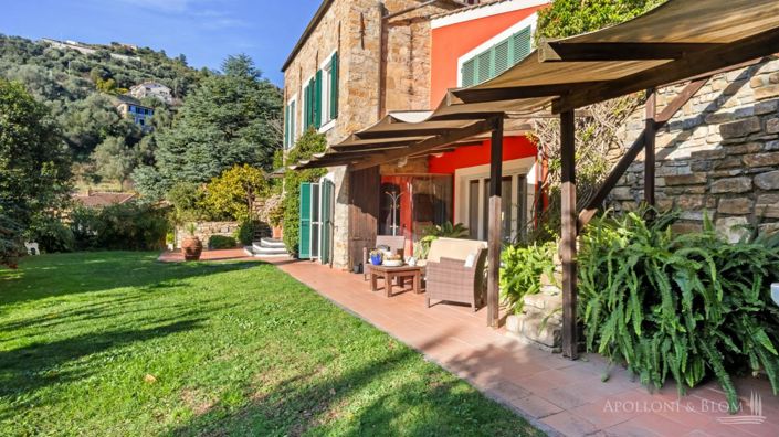 Image No.2-Appartement de 6 chambres à vendre à Imperia