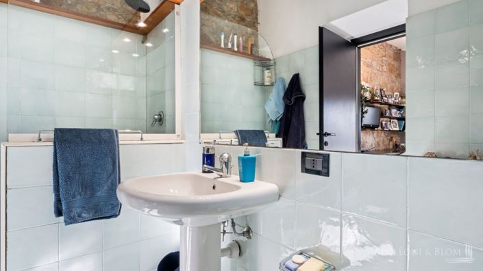 Image No.20-Appartement de 6 chambres à vendre à Imperia