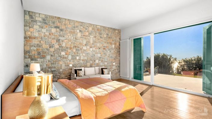 Image No.18-Appartement de 8 chambres à vendre à Cipressa