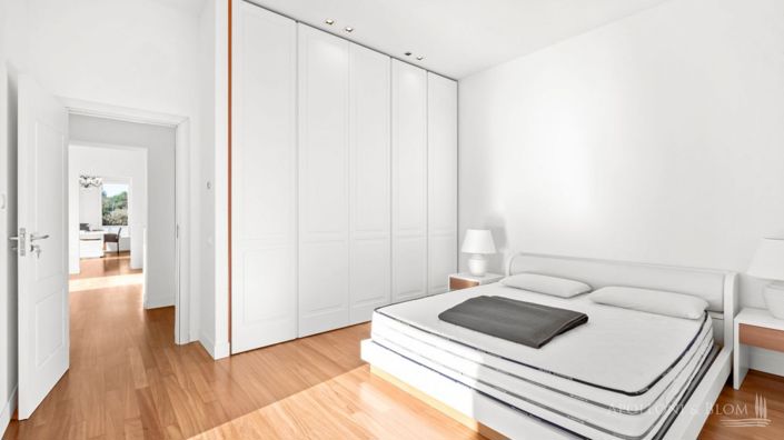 Image No.25-Appartement de 8 chambres à vendre à Cipressa