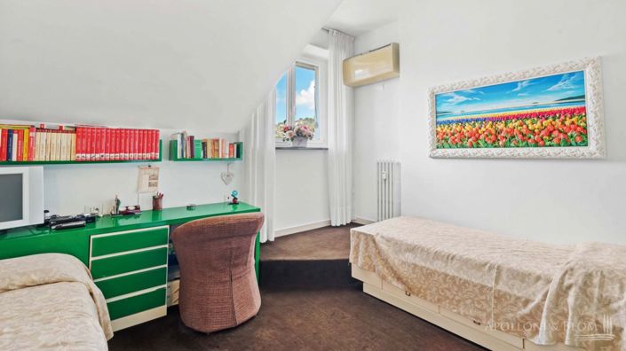 Image No.18-2 Bed Apartment for sale