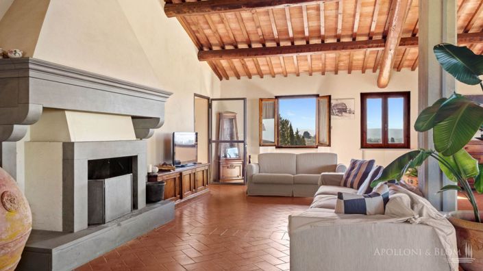 Image No.22-25 Bed Vineyard for sale