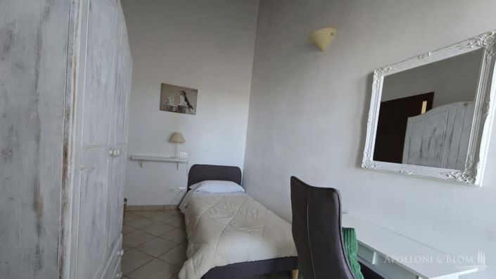 Image No.12-2 Bed Apartment for sale