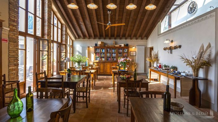 Image No.16-13 Bed Apartment for sale