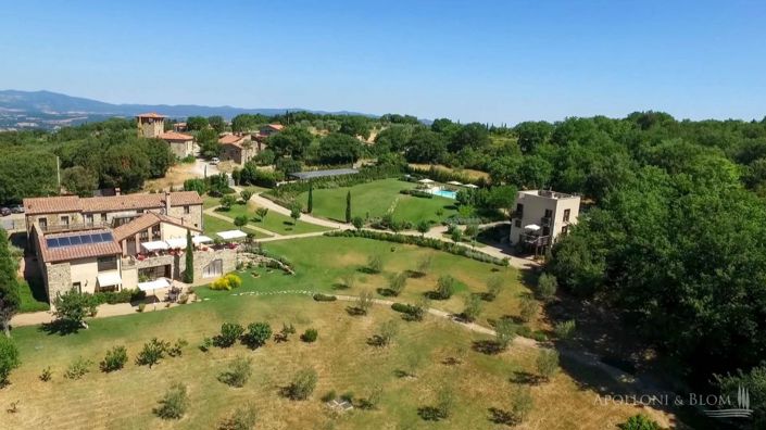 Image No.6-13 Bed Apartment for sale