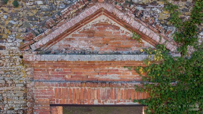 Image No.4-3 Bed Plot for sale