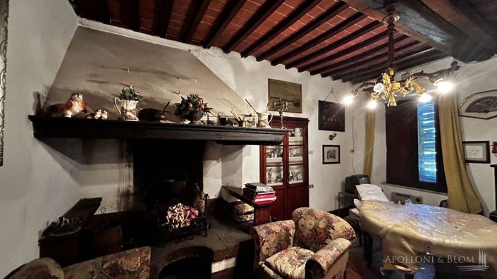 Image No.15-10 Bed Apartment for sale