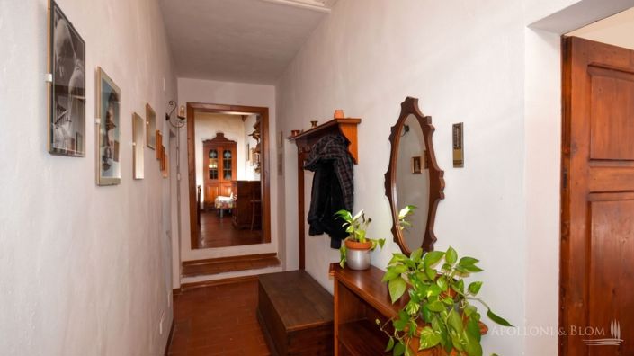 Image No.4-4 Bed Apartment for sale