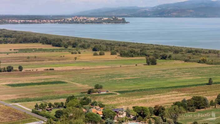 Image No.6-15 Bed Apartment for sale