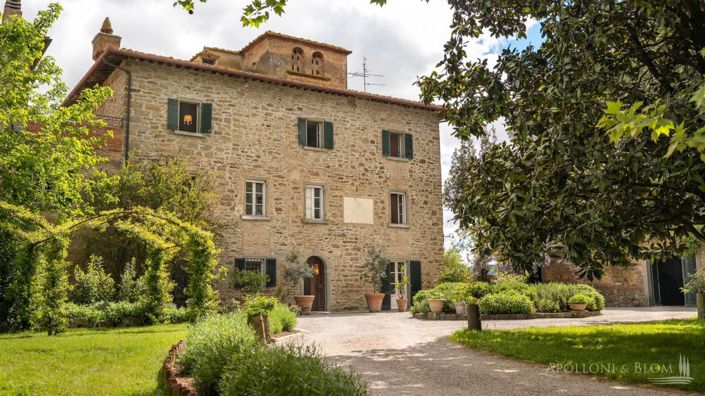 Image No.1-7 Bed Apartment for sale