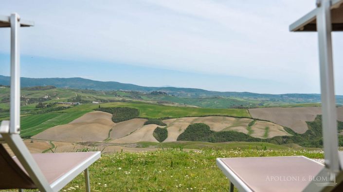 Image No.4-10 Bed Apartment for sale