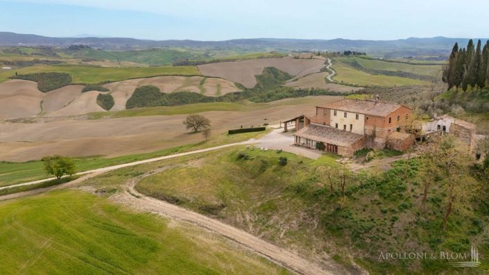 Image No.6-10 Bed Apartment for sale