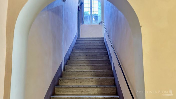 Image No.25-2 Bed Apartment for sale