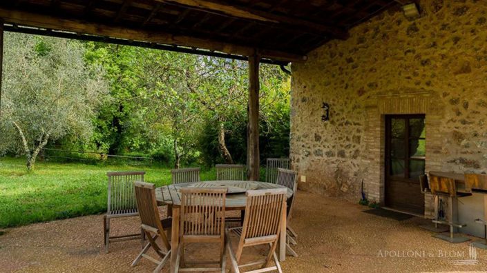 Image No.16-11 Bed Apartment for sale