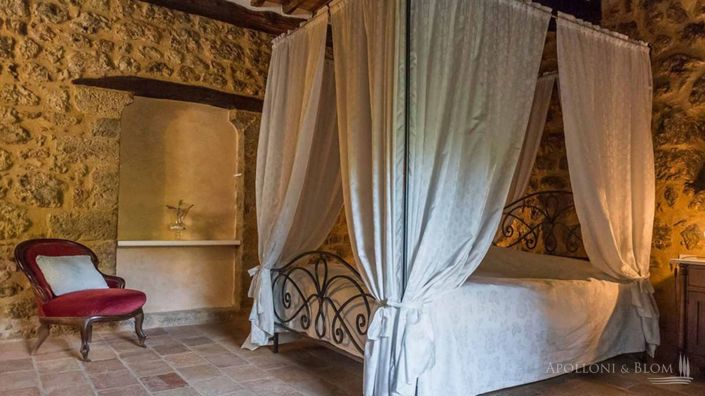 Image No.2-11 Bed Apartment for sale