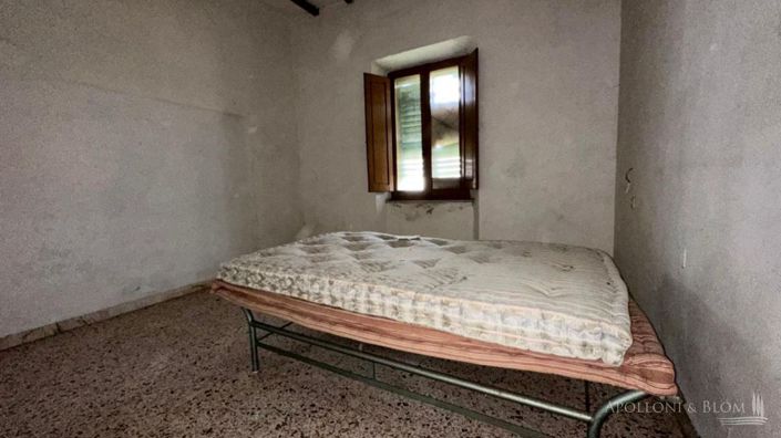 Image No.12-Maison de campagne de 3 chambres à vendre à Torrita di Siena