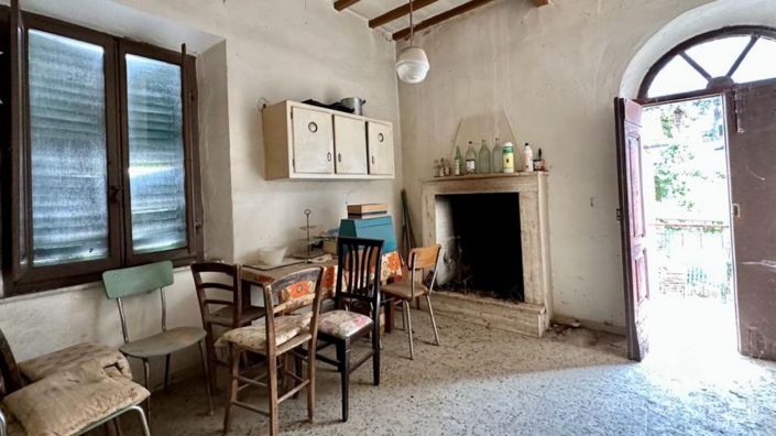 Image No.3-Maison de campagne de 3 chambres à vendre à Torrita di Siena