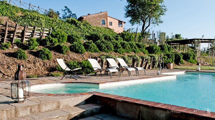 Image No.5-8 Bed Villa for sale