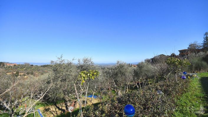 Image No.20-2 Bed Villa for sale