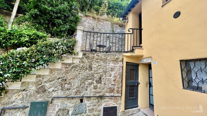 Image No.23-2 Bed Apartment for sale