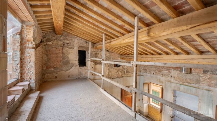 Image No.9-3 Bed Apartment for sale