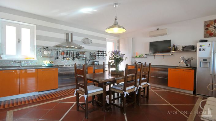 Image No.23-Villa de 4 chambres à vendre à Portoferraio