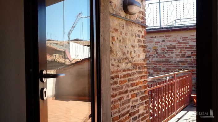 Image No.23-2 Bed Apartment for sale