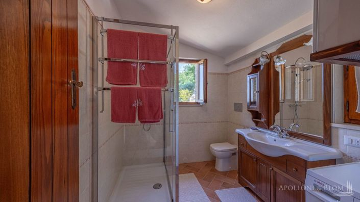 Image No.21-3 Bed Apartment for sale