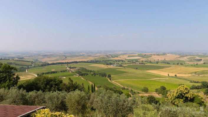 Image No.28-3 Bed Apartment for sale