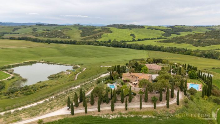 Image No.11-Appartement de 11 chambres à vendre à Sienne