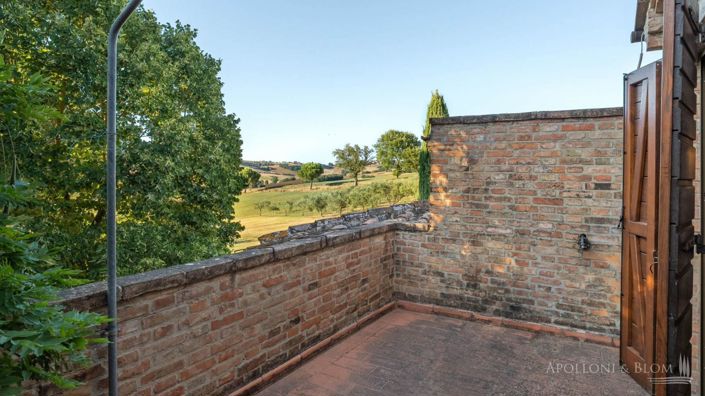 Image No.24-2 Bed Apartment for sale