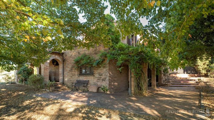 Image No.26-2 Bed Apartment for sale