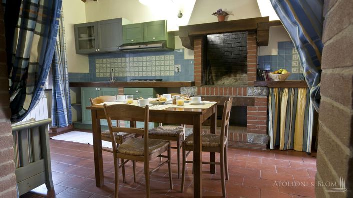 Image No.15-13 Bed Apartment for sale