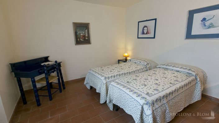 Image No.27-13 Bed Apartment for sale