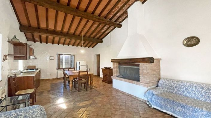 Image No.18-Appartement de 8 chambres à vendre à Sarteano