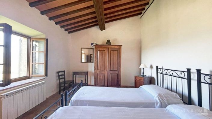 Image No.24-Appartement de 8 chambres à vendre à Sarteano