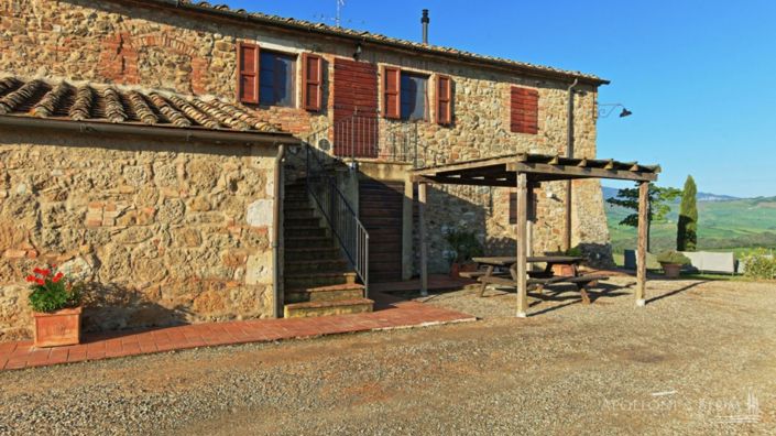 Image No.30-Appartement de 8 chambres à vendre à Sarteano