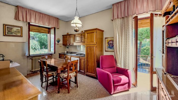 Image No.10-3 Bed Country House for sale