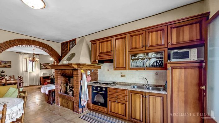 Image No.2-3 Bed Country House for sale