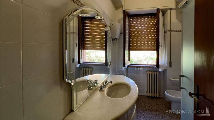 Image No.20-Maison de campagne de 3 chambres à vendre à Citta della Pieve