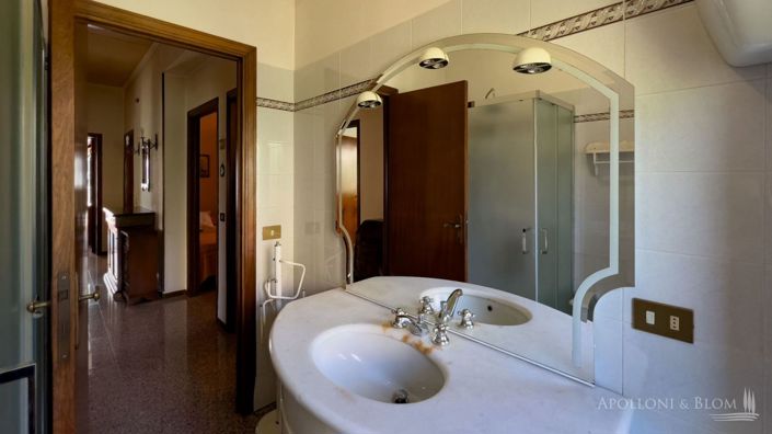 Image No.21-Maison de campagne de 3 chambres à vendre à Citta della Pieve