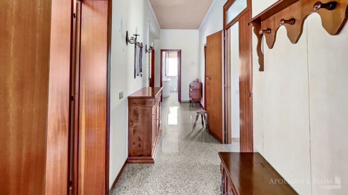 Image No.22-3 Bed Country House for sale